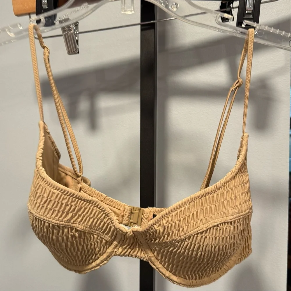Triangl Swimwear Tan Textured Bikini Top, size Small++